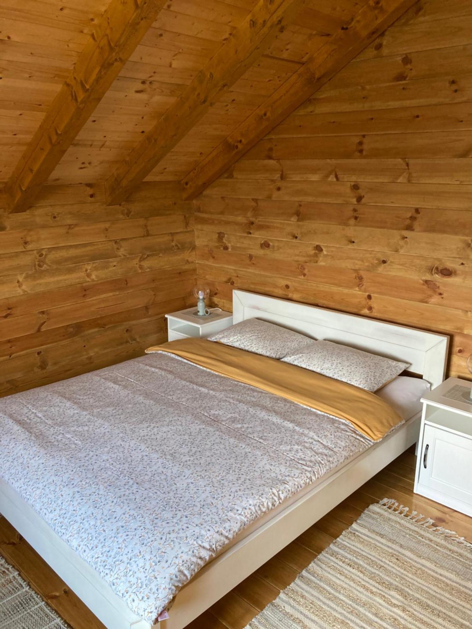1490 * Zabljak (Zabljak)