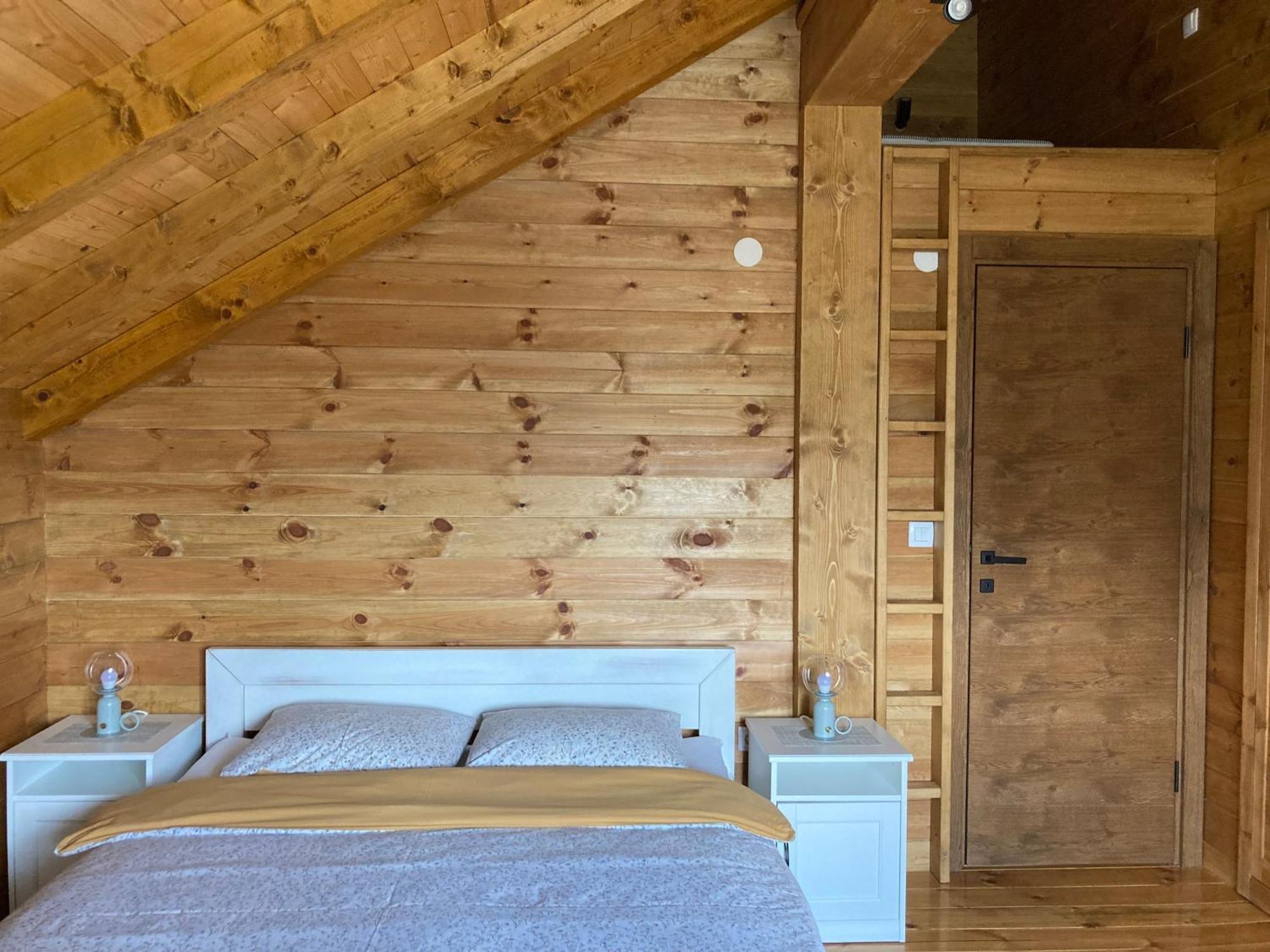 Apartman 1490 *